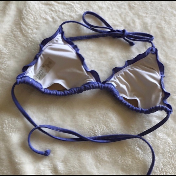 Victoria’s Secret medium swim suit top - Picture 2 of 4